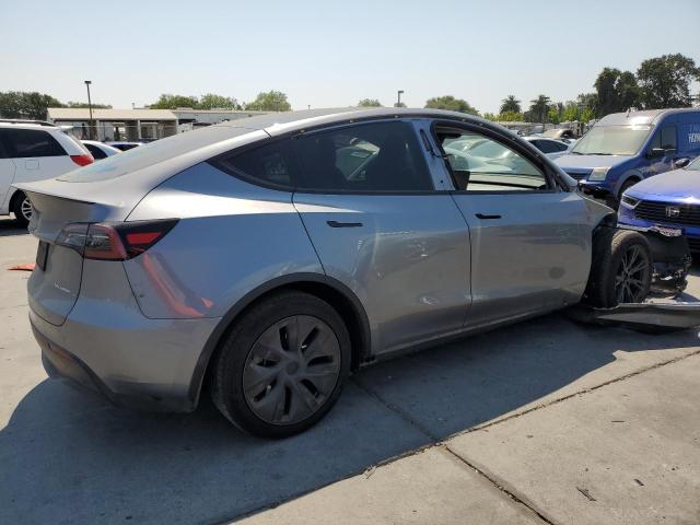 7SAYGAEE1RF170717 - 2024 TESLA MODEL Y رمادي صورة 3