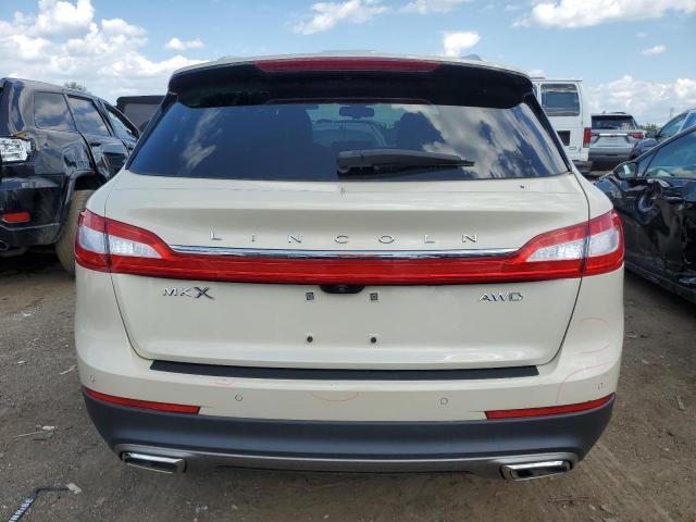 2LMTJ8LR6GBL88332 - 2016 LINCOLN MKX RESERVE CREAM photo 6