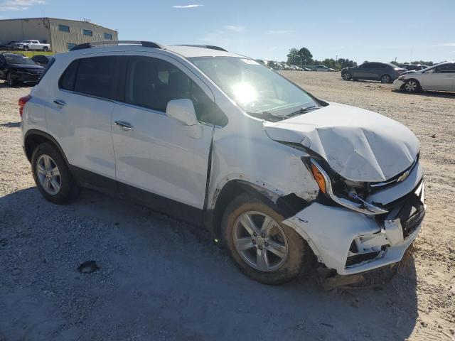 KL7CJPSB7JB574745 - 2018 CHEVROLET TRAX 1LT 白色 照片 4
