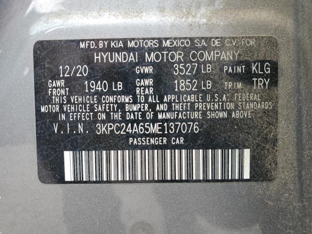 3KPC24A65ME137076 - 2021 HYUNDAI ACCENT SE Белый фото 12