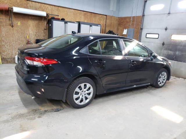 JTDBCMFE8R3034435 - 2024 TOYOTA COROLLA LE BLACK photo 3