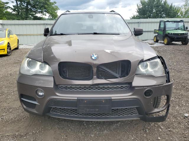 5UXZW0C50CL667648 - 2012 BMW X5 XDRIVE35D BROWN photo 5