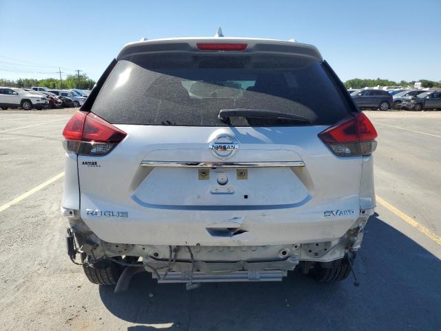 KNMAT2MV6JP540152 - 2018 NISSAN ROGUE S فضي صورة 6