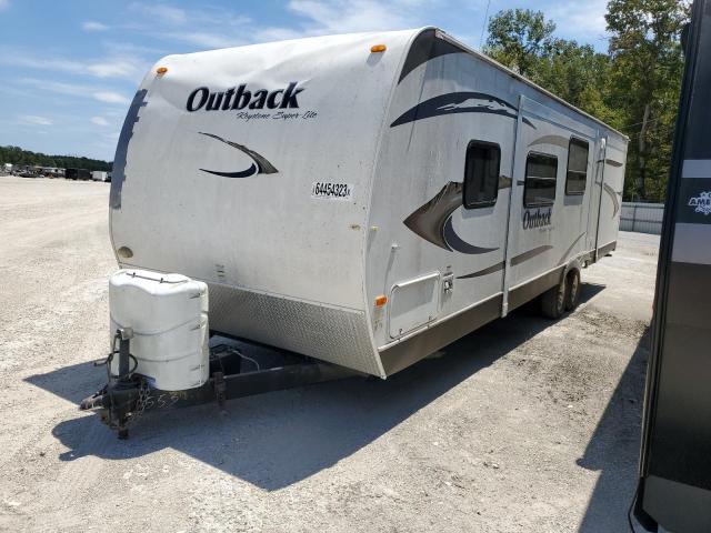 4YDT31222BB450553 - 2011 OUTB TRAVEL TRL თეთრი ფოტო 2