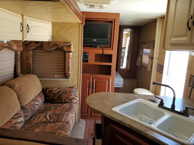 4YDT31222BB450553 - 2011 OUTB TRAVEL TRL თეთრი ფოტო 5