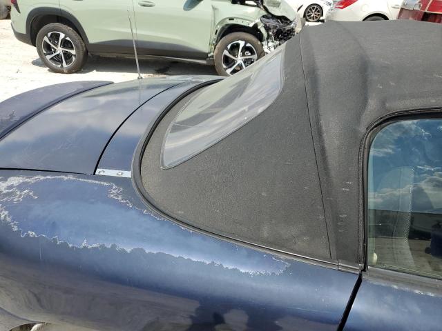 JM1NB353020233254 - 2002 MAZDA MX-5 MIATA BASE BLUE photo 10