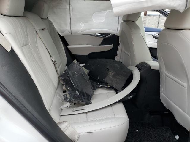 LRBFZME47SD006942 - 2025 BUICK ENVISION AVENIR WHITE photo 11