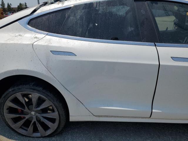 5YJSA1E46KF331354 - 2019 TESLA MODEL S Белый фото 10