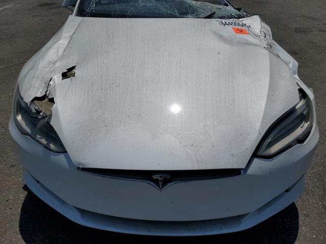 5YJSA1E46KF331354 - 2019 TESLA MODEL S Белый фото 11