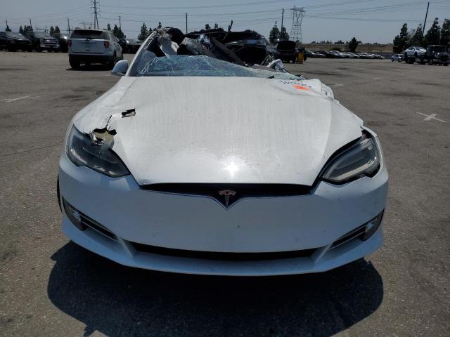 5YJSA1E46KF331354 - 2019 TESLA MODEL S Белый фото 5