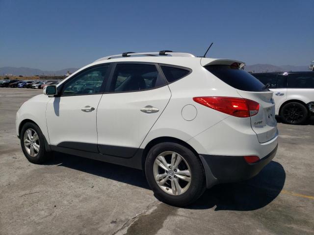 KM8JU3AC2CU364867 - 2012 HYUNDAI TUCSON GLS WHITE photo 2