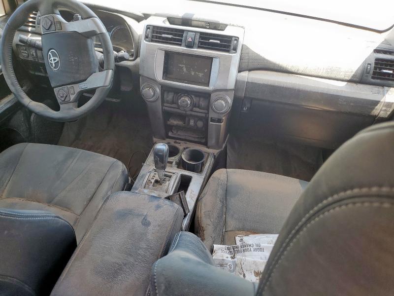 JTEZU5JR2K5205732 - 2019 TOYOTA 4RUNNER SR5 灰色 照片 8