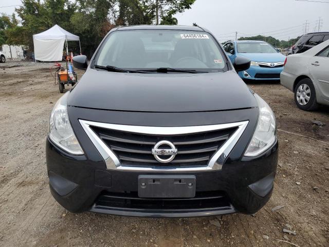 3N1CN7AP0KL835673 - 2019 NISSAN VERSA S BLACK photo 5