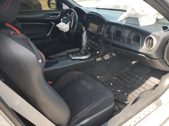 JF1ZNAA19D1733594 - 2013 TOYOTA SCION FR-S 银色 照片 8