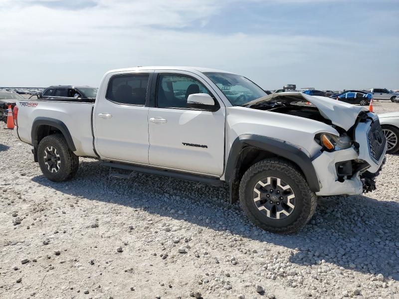 3TMDZ5BN6JM049358 - 2018 TOYOTA TACOMA DOUBLE CAB Ақ фото 4