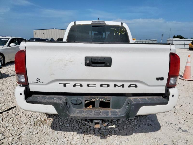 3TMDZ5BN6JM049358 - 2018 TOYOTA TACOMA DOUBLE CAB Ақ фото 6