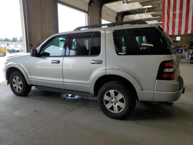 1FMEU7DE0AUA45700 - 2010 FORD EXPLORER XLT SILVER photo 2