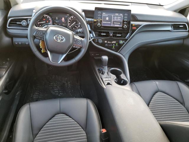 4T1G11BK7PU072957 - 2023 TOYOTA CAMRY SE NIGHT SHADE WHITE photo 8