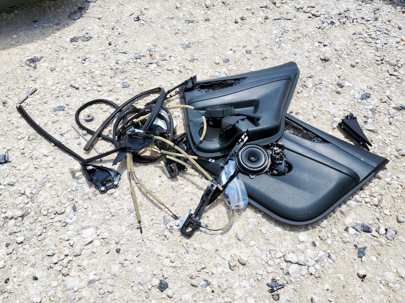 5N1AT2MTXKC842465 - 2019 NISSAN ROGUE S WHITE photo 13