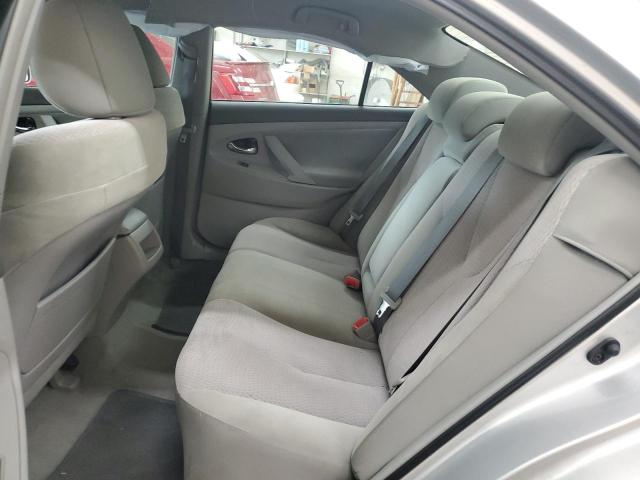 4T1BF3EK3BU735792 - 2011 TOYOTA CAMRY BASE 灰色 照片 10