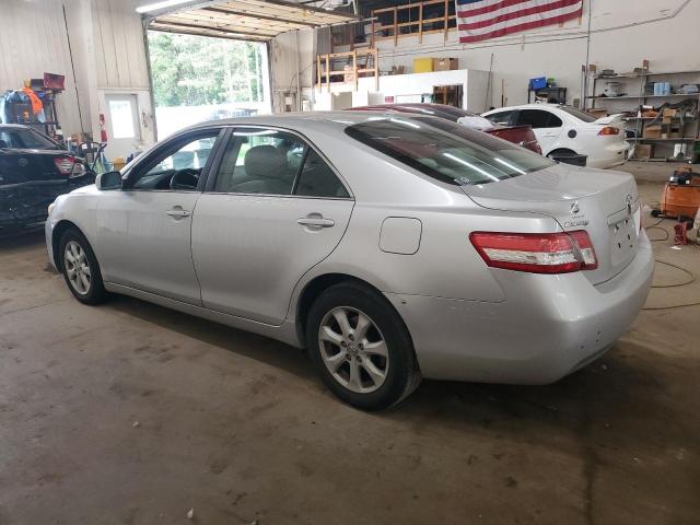 4T1BF3EK3BU735792 - 2011 TOYOTA CAMRY BASE 灰色 照片 2