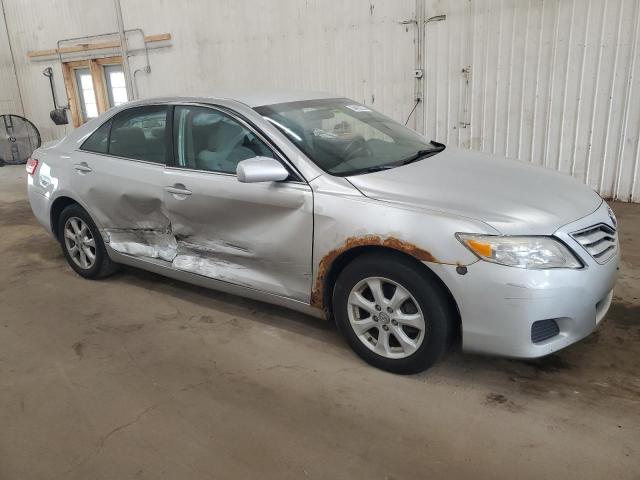 4T1BF3EK3BU735792 - 2011 TOYOTA CAMRY BASE 灰色 照片 4
