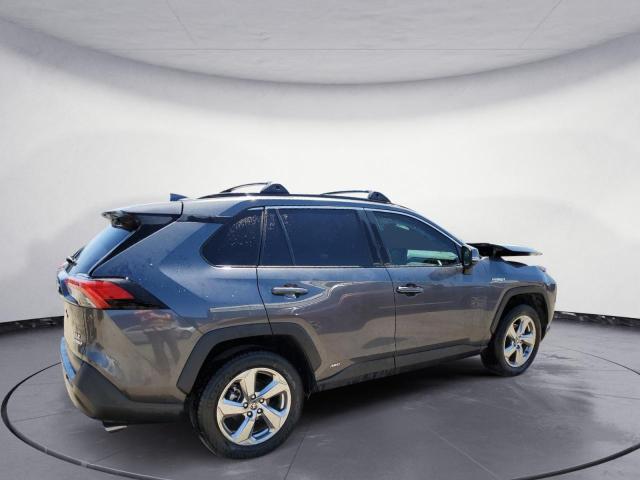 JTMB6RFV0MD038440 - 2021 TOYOTA RAV4 XLE PREMIUM GRAY photo 3