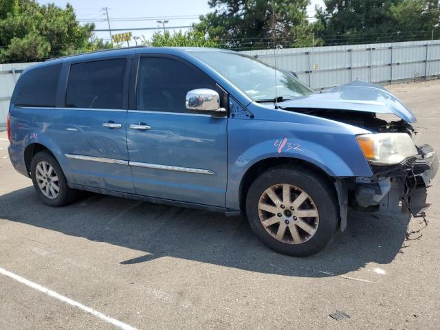 2A4RR8DG6BR779829 - 2011 CHRYSLER TOWN & COU TOURING L BLUE photo 4
