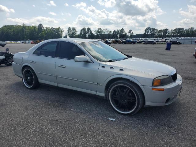 1LNHM87AX1Y736723 - 2001 LINCOLN LS Сріблястий фото 4