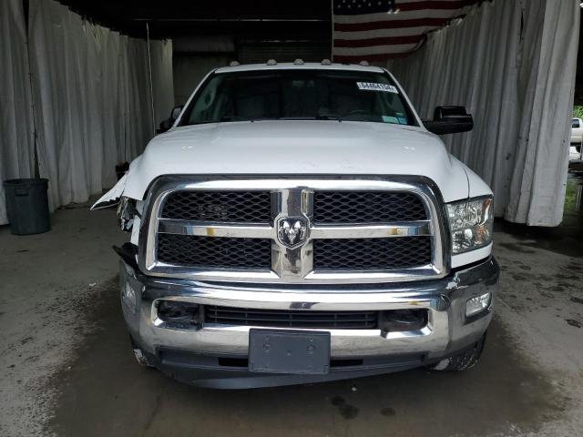 3C63R3HJ9JG339748 - 2018 RAM 3500 SLT WHITE photo 5