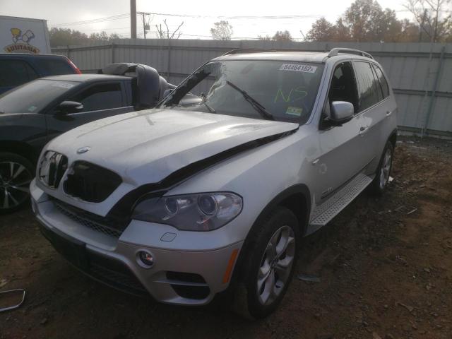 5UXZW0C52D0B94602 - 2013 BMW X5 XDRIVE3 SILVER photo 2