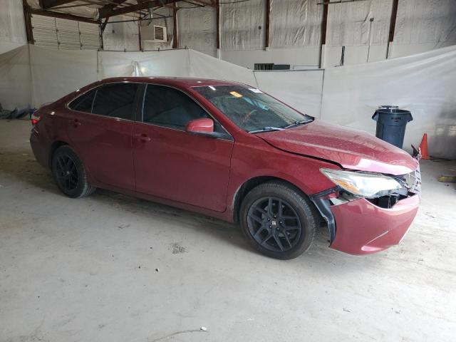 4T1BF1FK4HU624793 - 2017 TOYOTA CAMRY LE MAROON photo 4