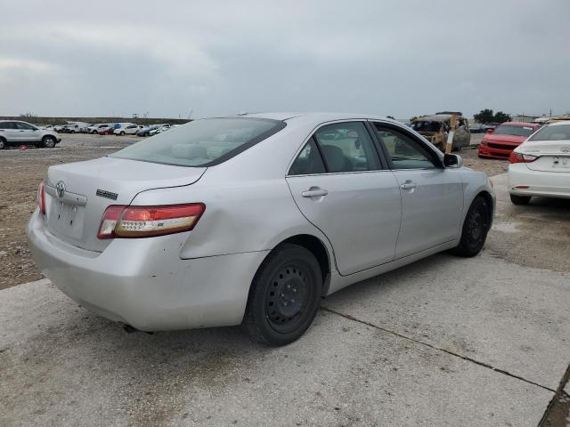 4T4BF3EK2BR208963 - 2011 TOYOTA CAMRY BASE SILVER photo 3