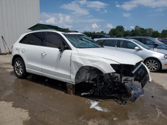 WA1LKAFP1AA020538 - 2010 AUDI Q5 PREMIUM PLUS WHITE photo 4