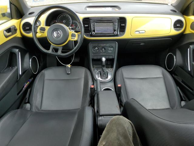 3VWJX7AT8EM633364 - 2014 VOLKSWAGEN BEETLE YELLOW photo 8