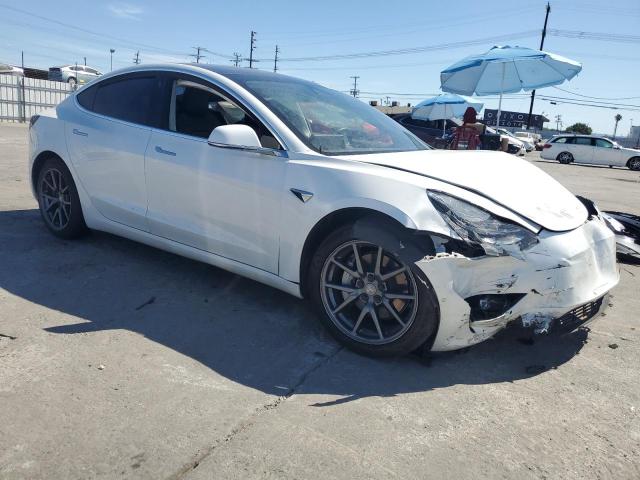 5YJ3E1EAXLF800042 - 2020 TESLA MODEL 3 WHITE photo 4