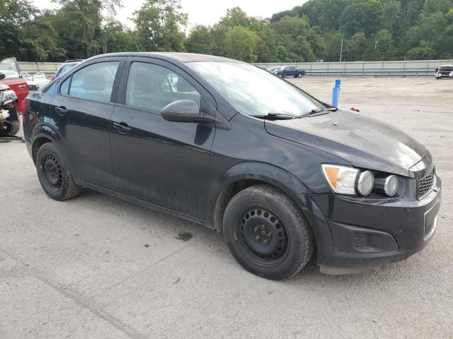 1G1JA5SG8D4128325 - 2013 CHEVROLET SONIC LS BLACK photo 4
