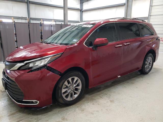 2021 TOYOTA SIENNA XLE, 