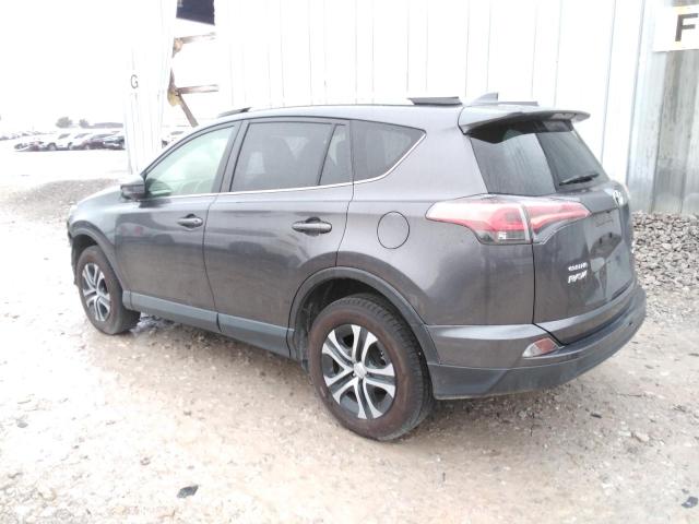 JTMBFREV8GJ099347 - 2016 TOYOTA RAV4 LE GRAY photo 2