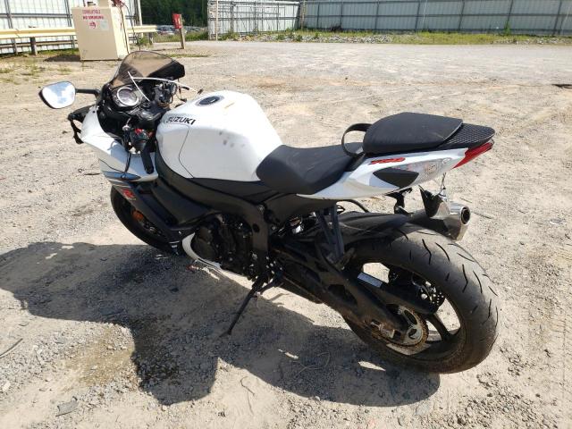 JS1GR7MAXP7101624 - 2023 SUZUKI GSX-R750 WHITE photo 3