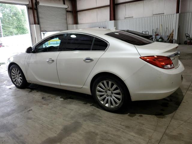 2G4GS5EKXC9188919 - 2012 BUICK REGAL PREMIUM WHITE photo 2