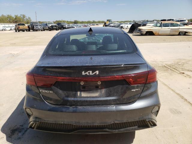 3KPF54AD0NE493469 - 2022 KIA FORTE GT LINE GRAY photo 6