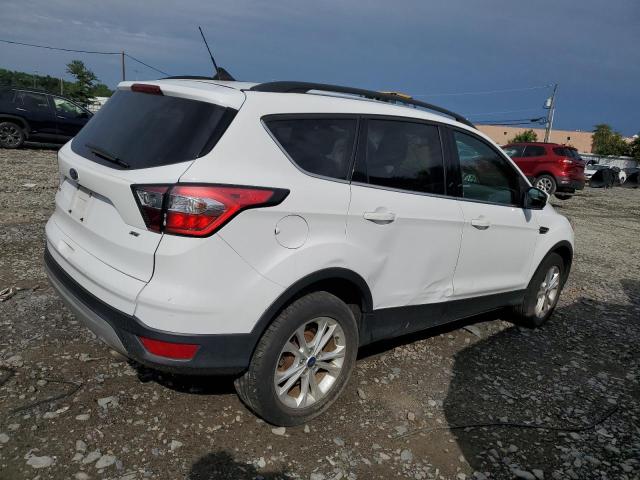 1FMCU9GD9JUD46679 - 2018 FORD ESCAPE SE თეთრი ფოტო 3