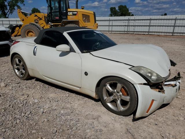 JN1BZ36A57M655809 - 2007 NISSAN 350Z ROADSTER WHITE photo 4