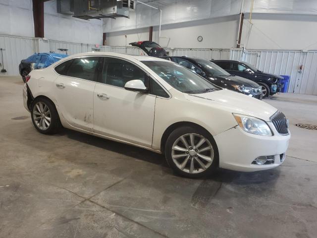 1G4PS5SK0C4113296 - 2012 BUICK VERANO WHITE photo 4