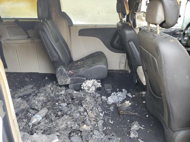 2C4RC1CG2ER134132 - 2014 CHRYSLER TOWN & COU TOURING L SILVER photo 11