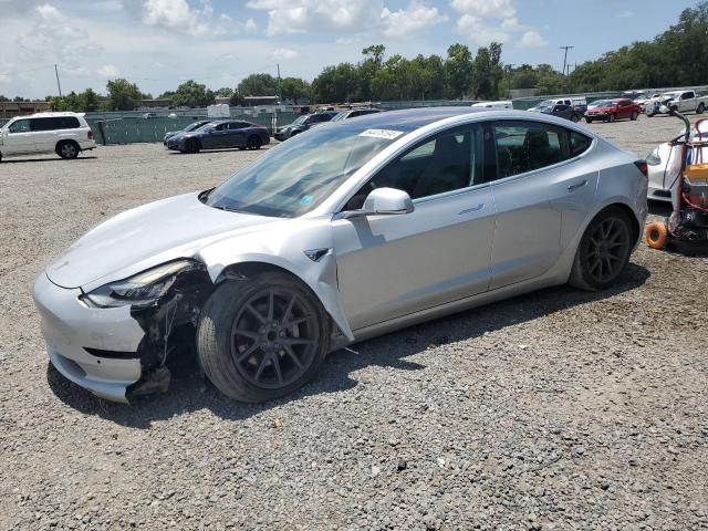 5YJ3E1EA6JF008760 - 2018 TESLA MODEL 3 SILVER photo 1