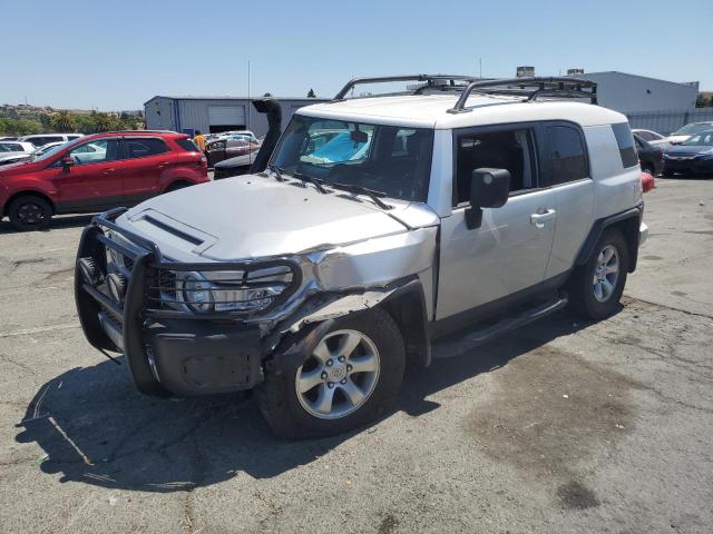 JTEBU11F470078146 - 2007 TOYOTA FJ CRUISER SILVER photo 1