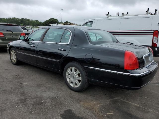 2LNBL8EV2BX757663 - 2011 LINCOLN TOWN CAR EXECUTIVE L BLACK photo 2