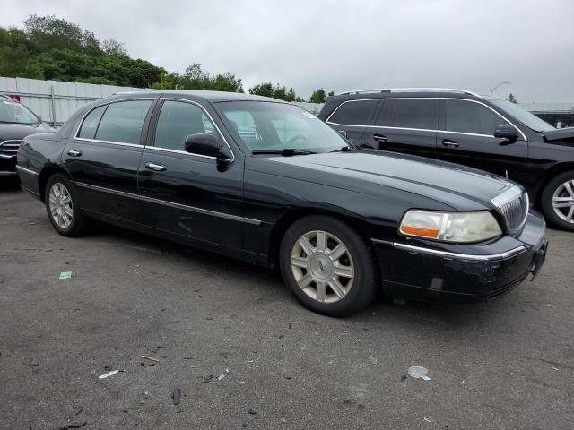 2LNBL8EV2BX757663 - 2011 LINCOLN TOWN CAR EXECUTIVE L BLACK photo 4